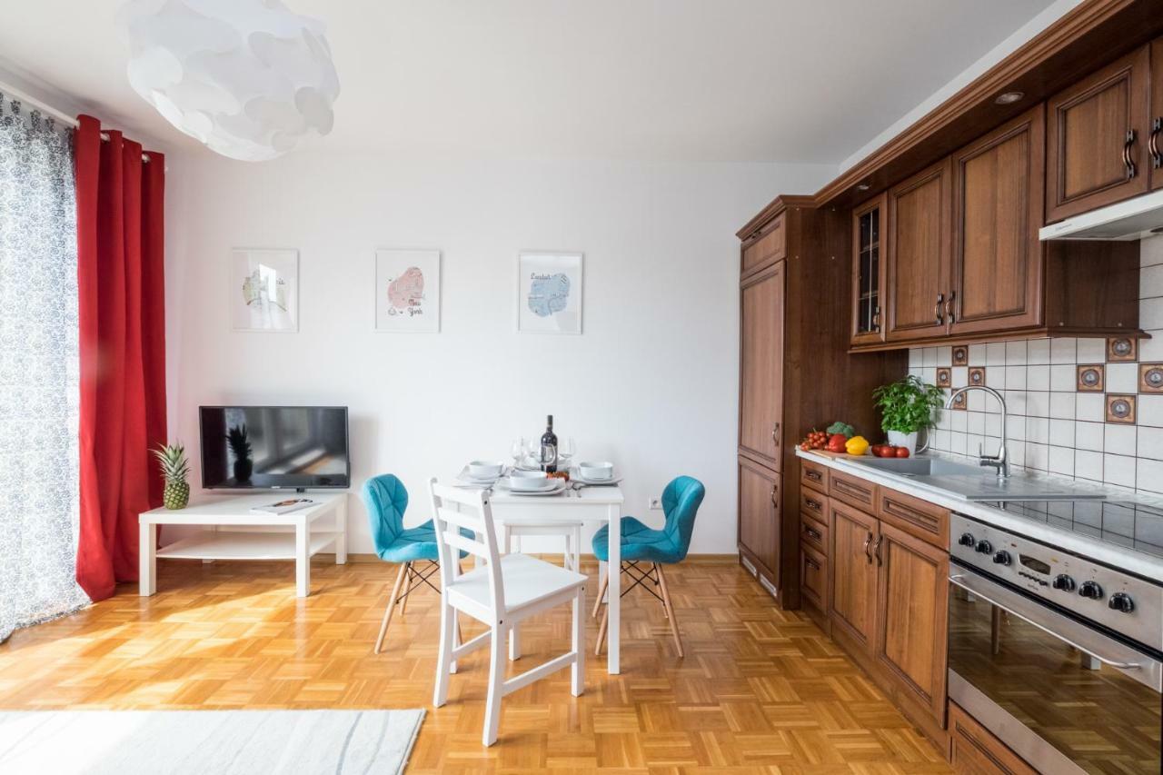 Blue Sky Apartment Варшава Экстерьер фото